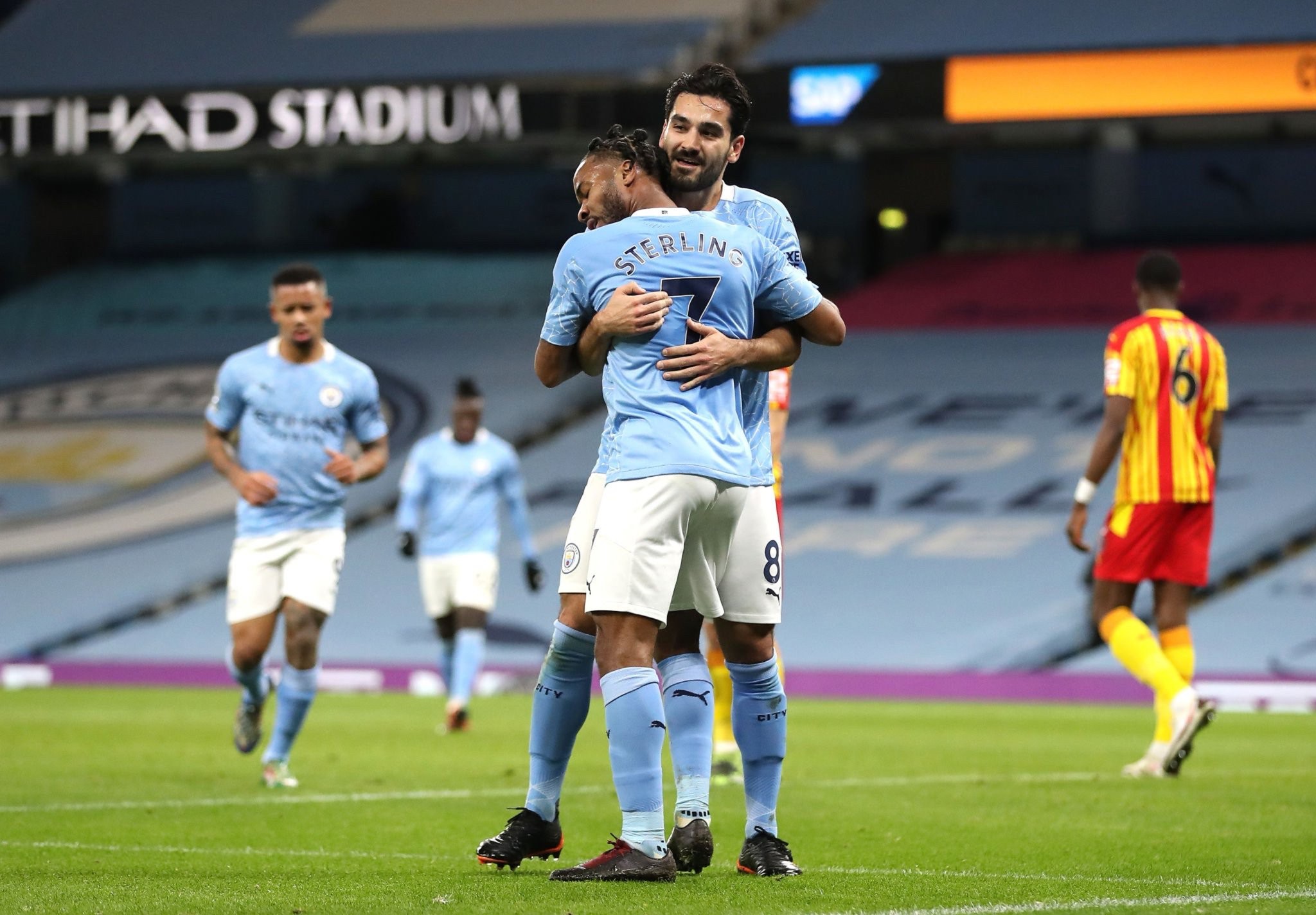 姆巴佩便通 姆巴佩便通